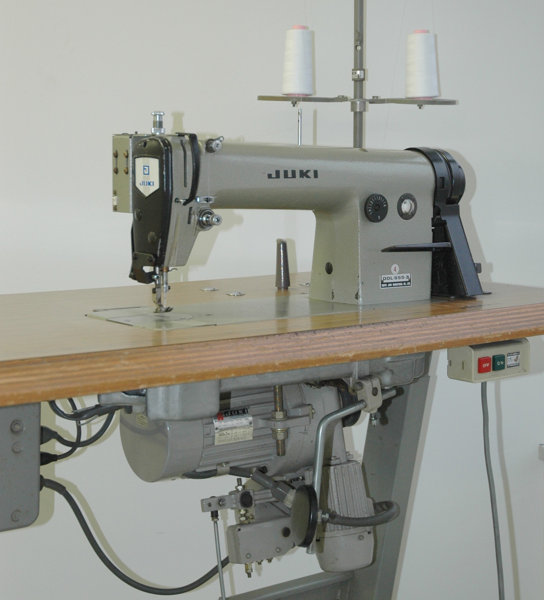 Yarn cutter with manual reset - Fil Control